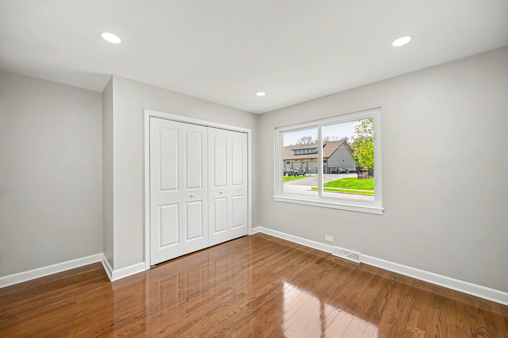 507 N Kenilworth Avenue, Glen Ellyn, IL 60137