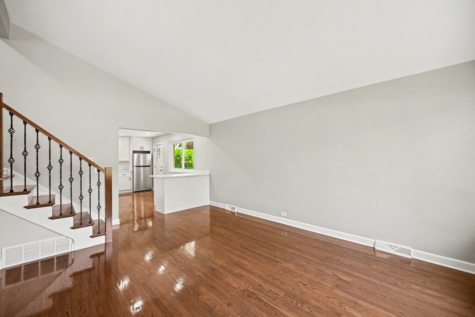 507 N Kenilworth Avenue, Glen Ellyn, IL 60137