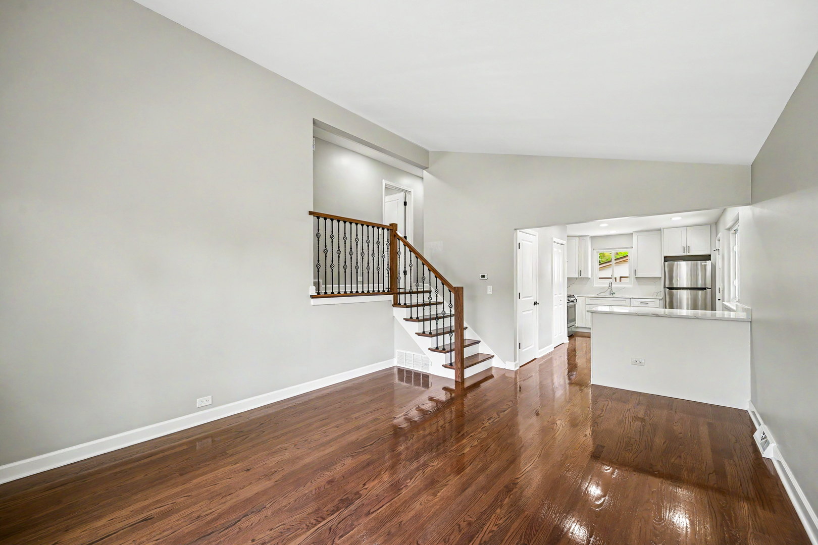 507 N Kenilworth Avenue, Glen Ellyn, IL 60137