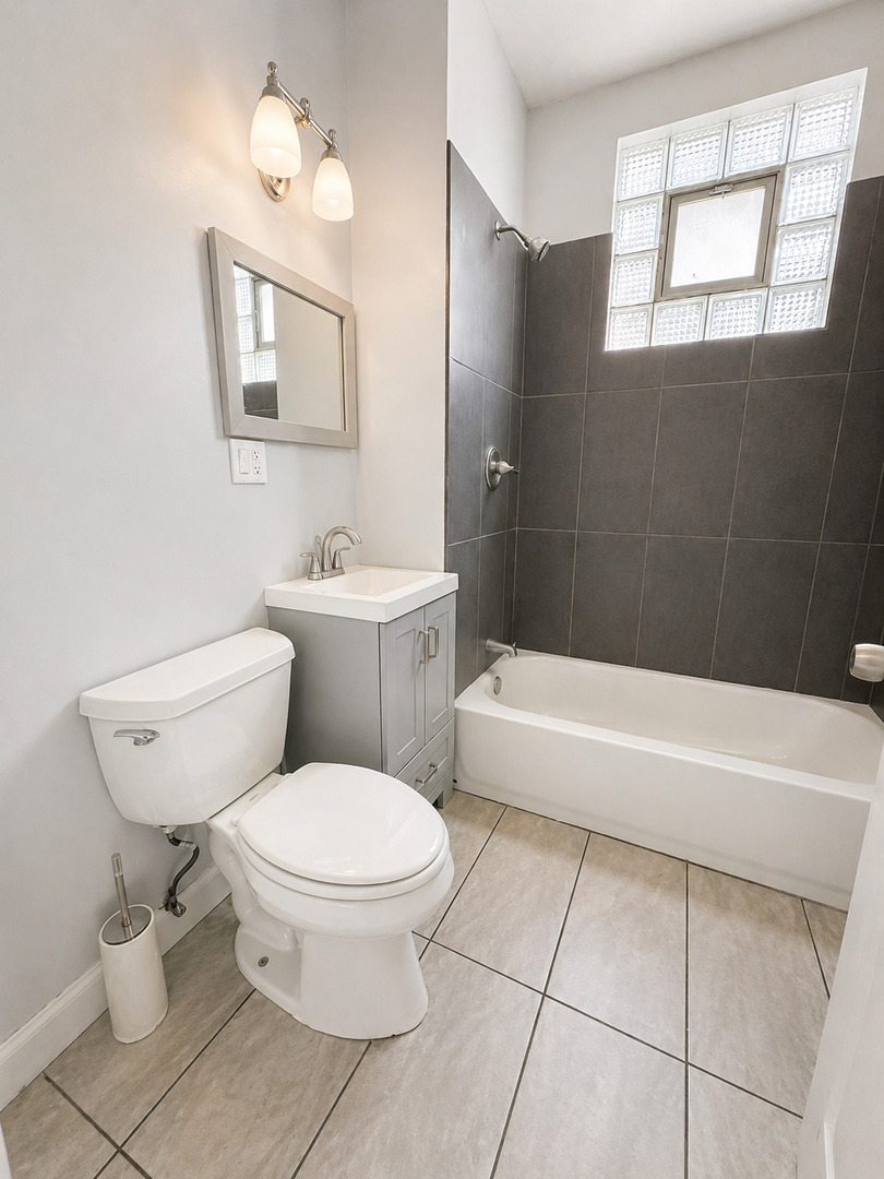 2114 W 51st Street #1, Chicago, IL 60609