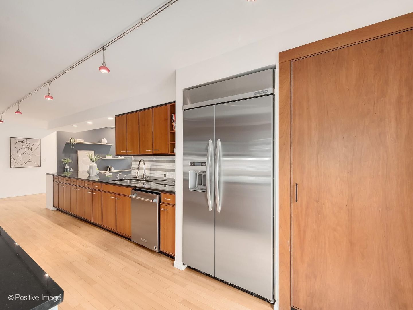 4557 Woodland Avenue, Western Springs, IL 60558