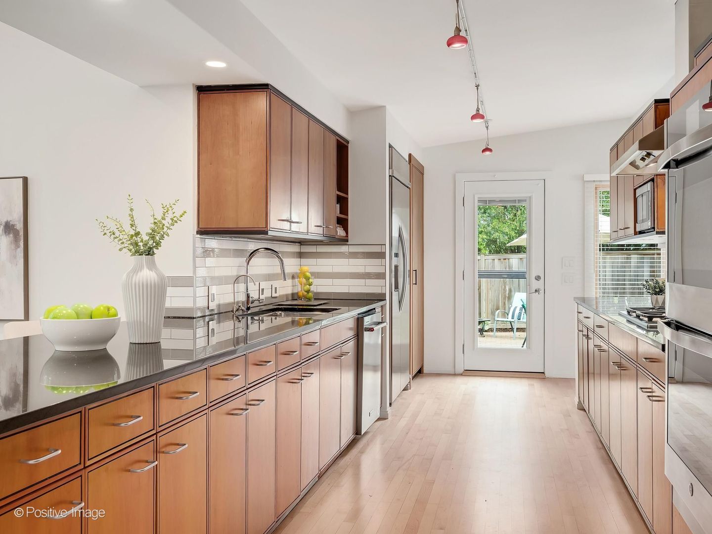 4557 Woodland Avenue, Western Springs, IL 60558