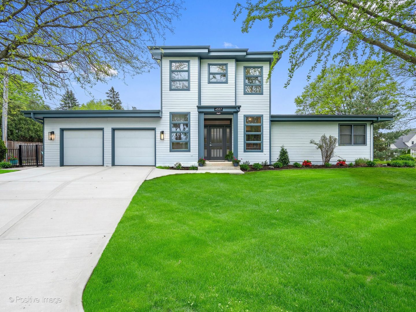 4557 Woodland Avenue, Western Springs, IL 60558