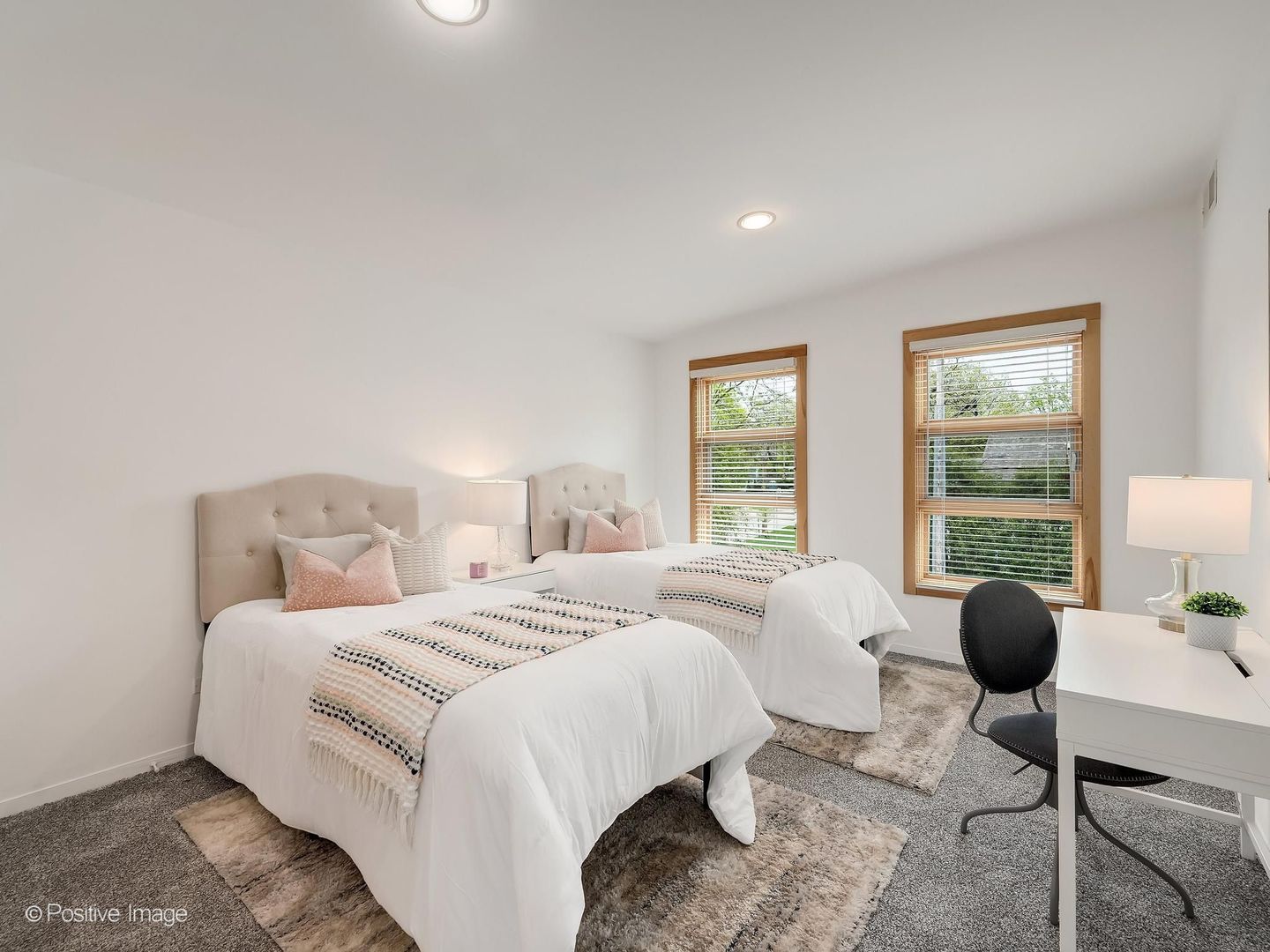 4557 Woodland Avenue, Western Springs, IL 60558