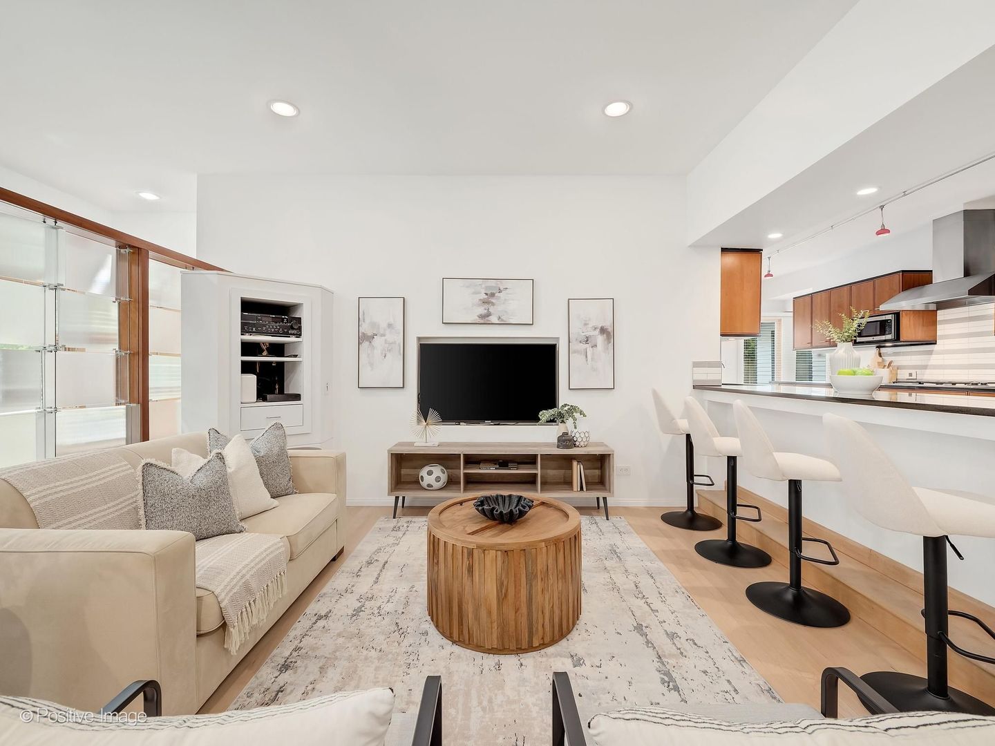 4557 Woodland Avenue, Western Springs, IL 60558