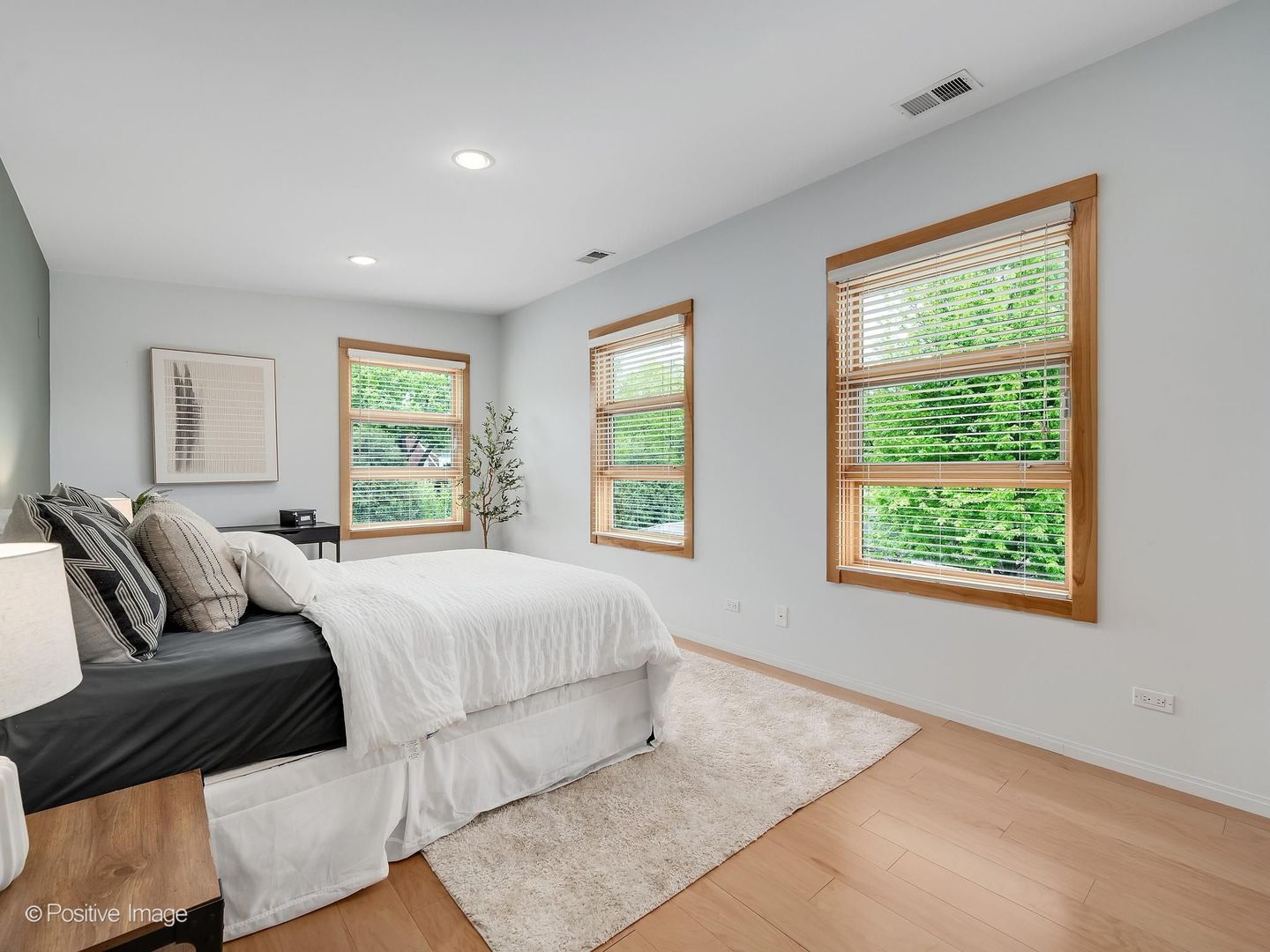 4557 Woodland Avenue, Western Springs, IL 60558