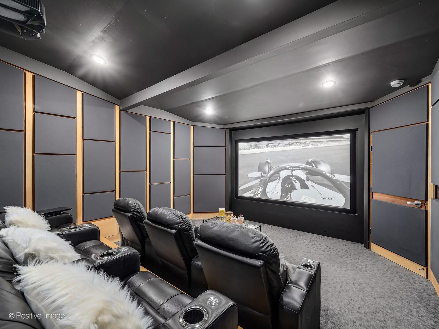 4557 Woodland Avenue, Western Springs, IL 60558