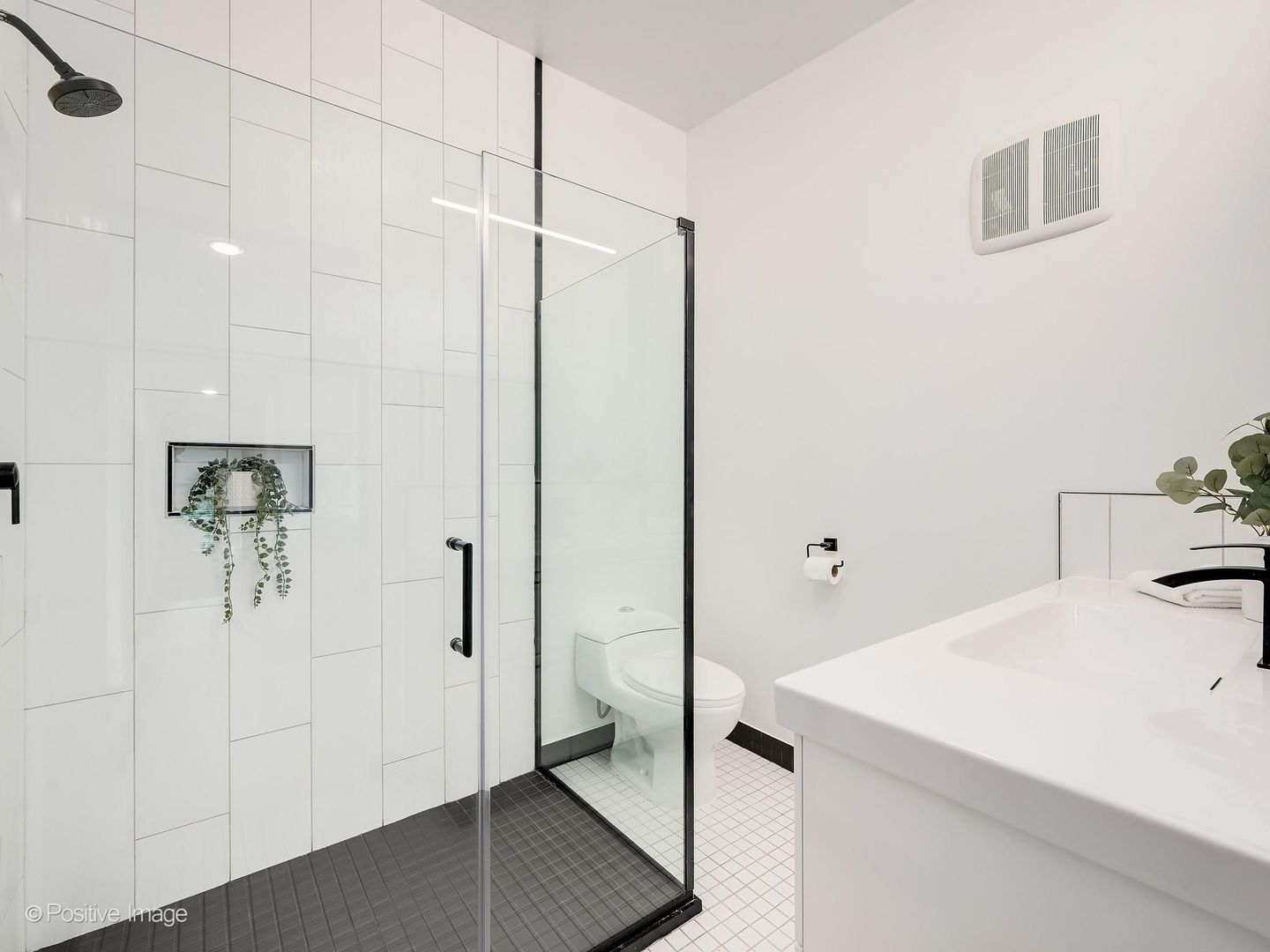 4557 Woodland Avenue, Western Springs, IL 60558