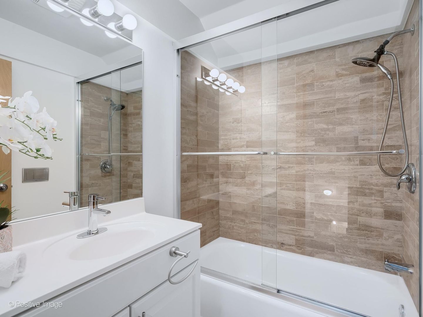 4557 Woodland Avenue, Western Springs, IL 60558