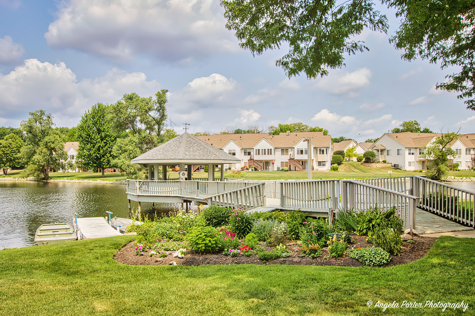 7201 Hastings Circle #332, Fox Lake, IL 60020