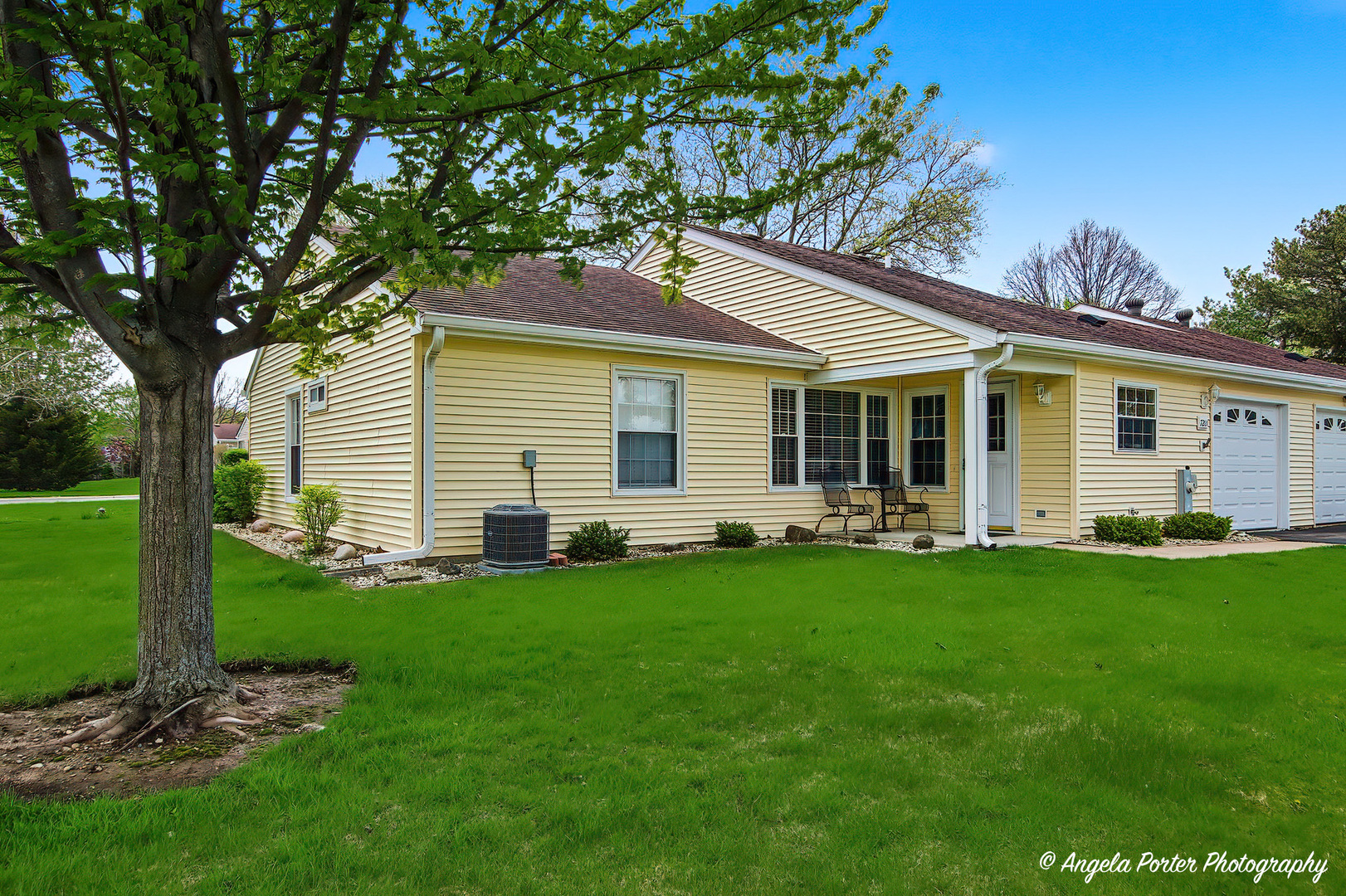 7201 Hastings Circle #332, Fox Lake, IL 60020