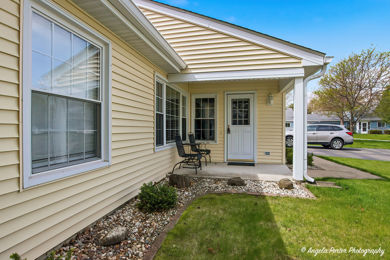 7201 Hastings Circle #332, Fox Lake, IL 60020