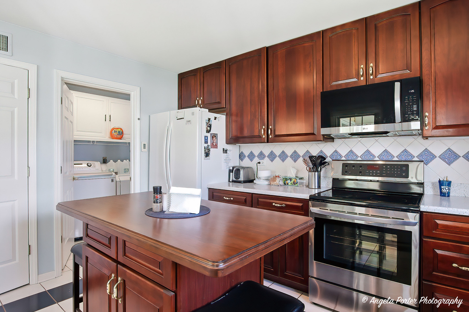 7201 Hastings Circle #332, Fox Lake, IL 60020