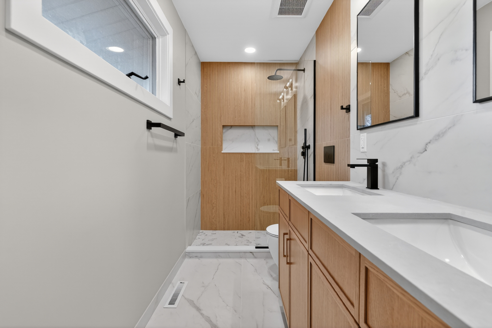 1230 Guerin Road, Libertyville, IL 60048