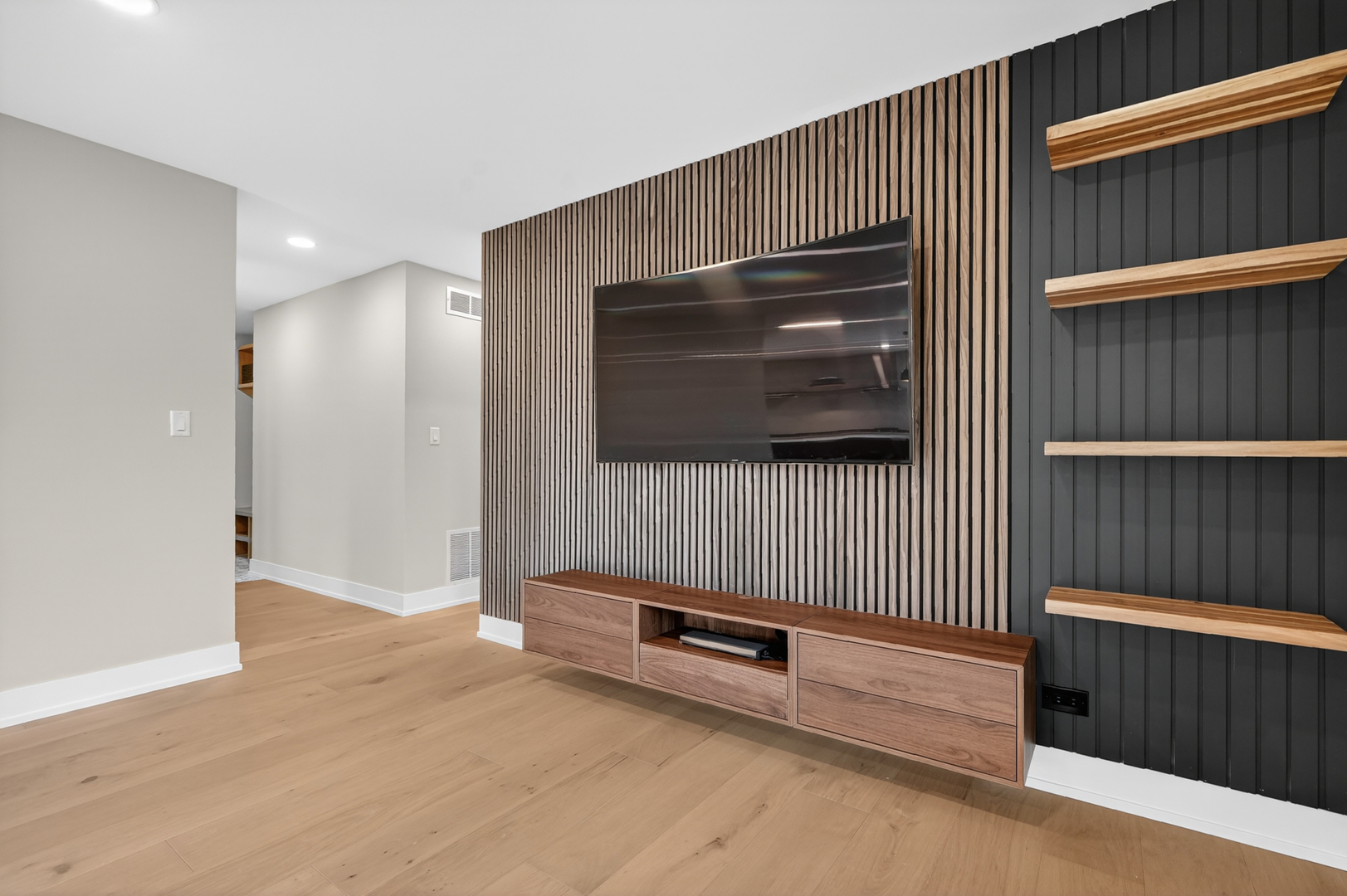 1230 Guerin Road, Libertyville, IL 60048