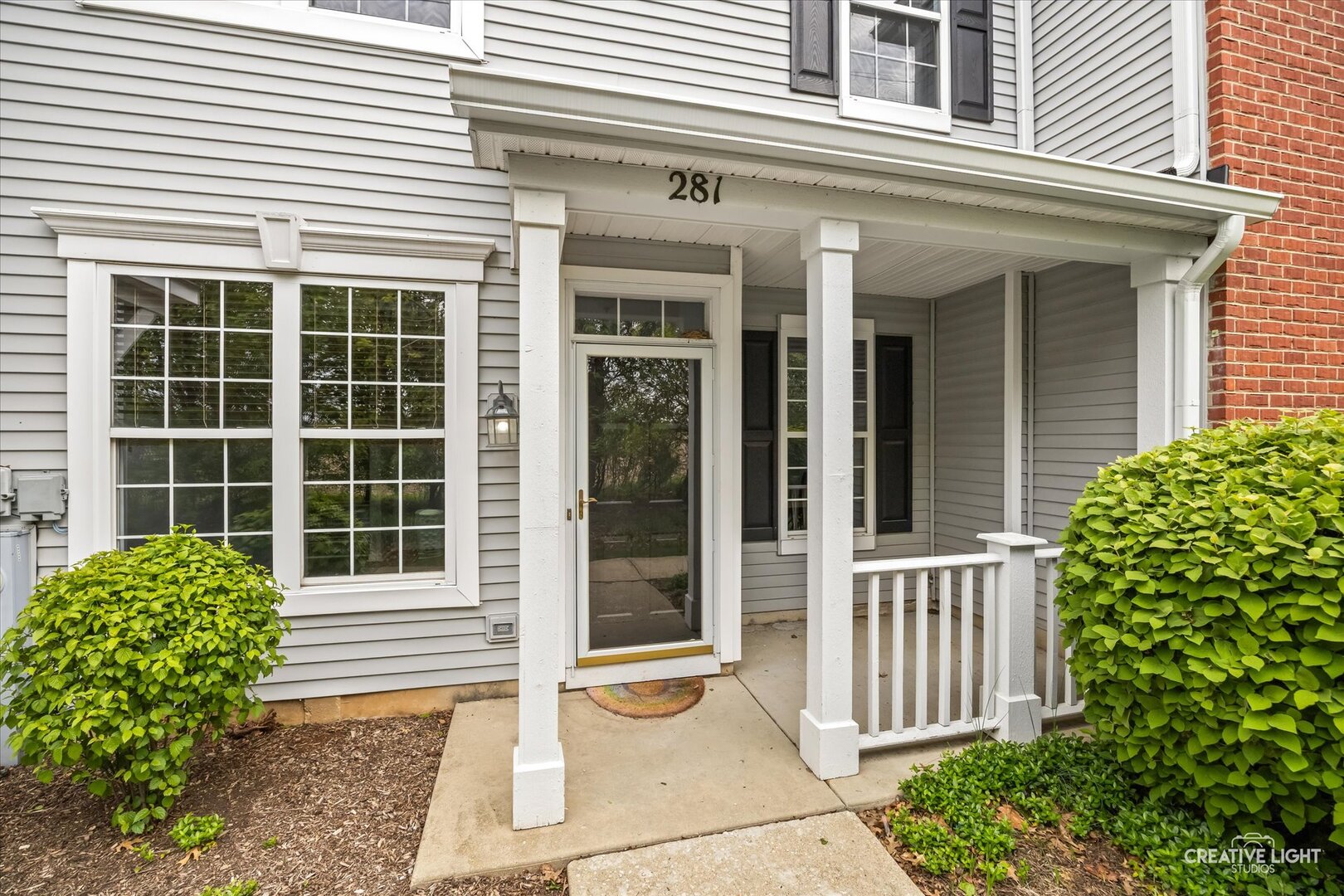 281 Springbrook Trail, Oswego, IL 60543