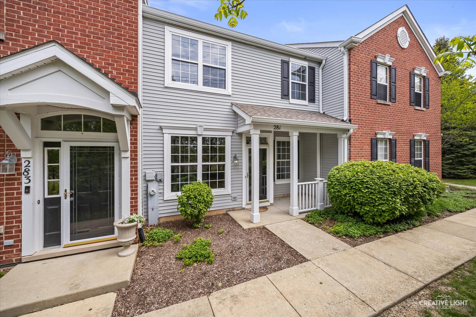 281 Springbrook Trail, Oswego, IL 60543