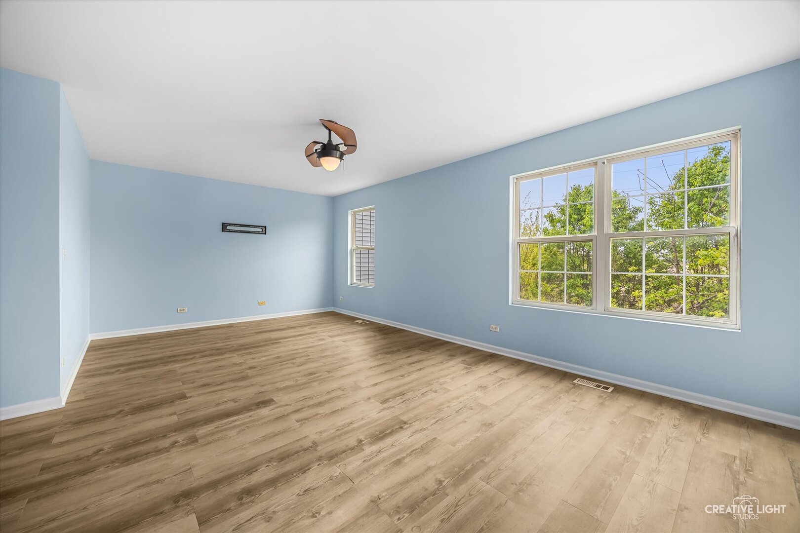 281 Springbrook Trail, Oswego, IL 60543