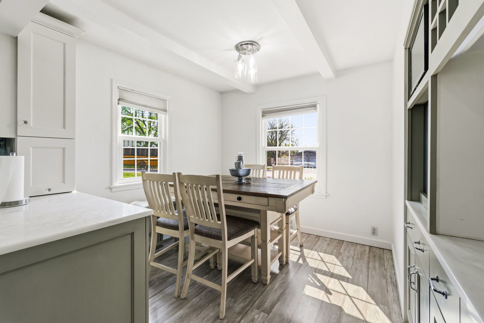 0S611 Cedar Avenue, Elmhurst, IL 60126