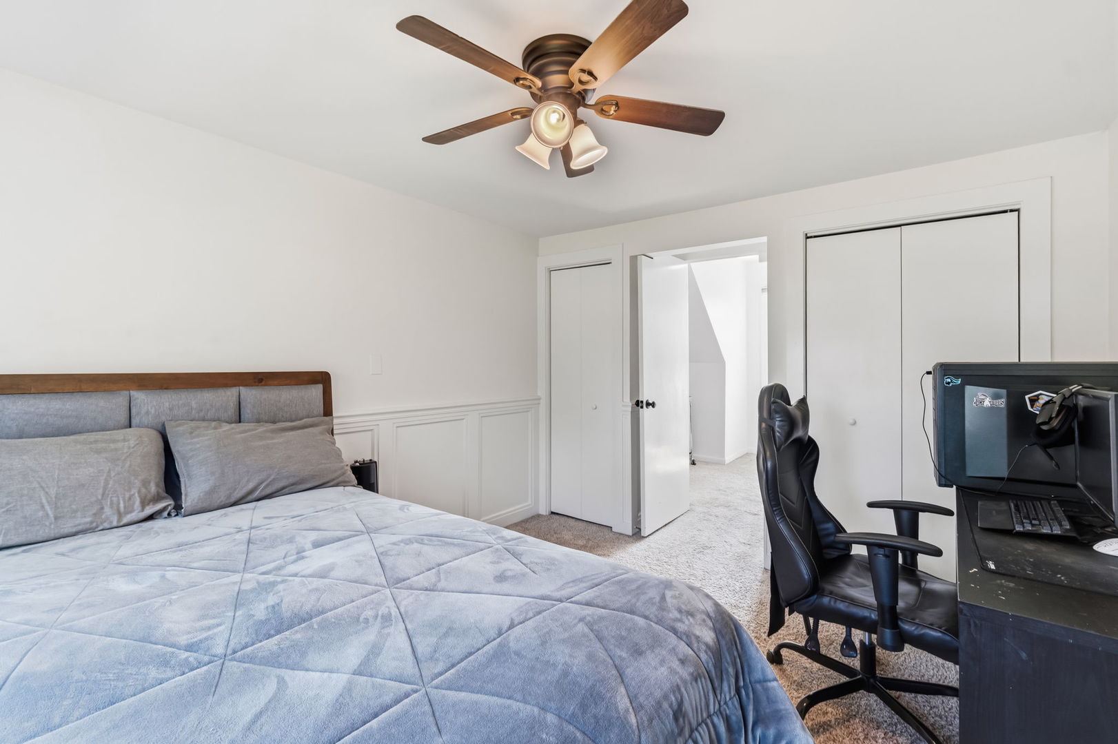 0S611 Cedar Avenue, Elmhurst, IL 60126