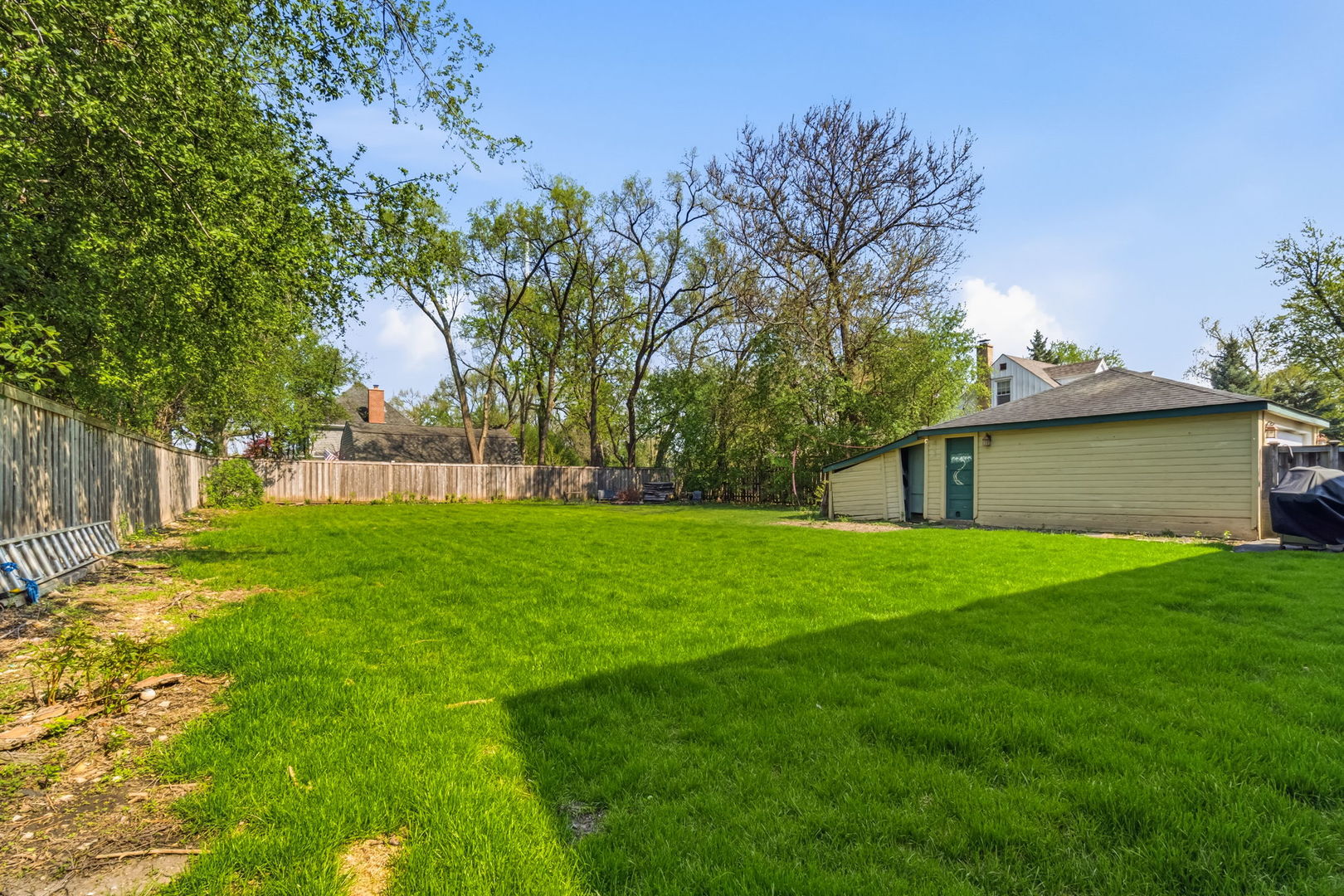 0S611 Cedar Avenue, Elmhurst, IL 60126