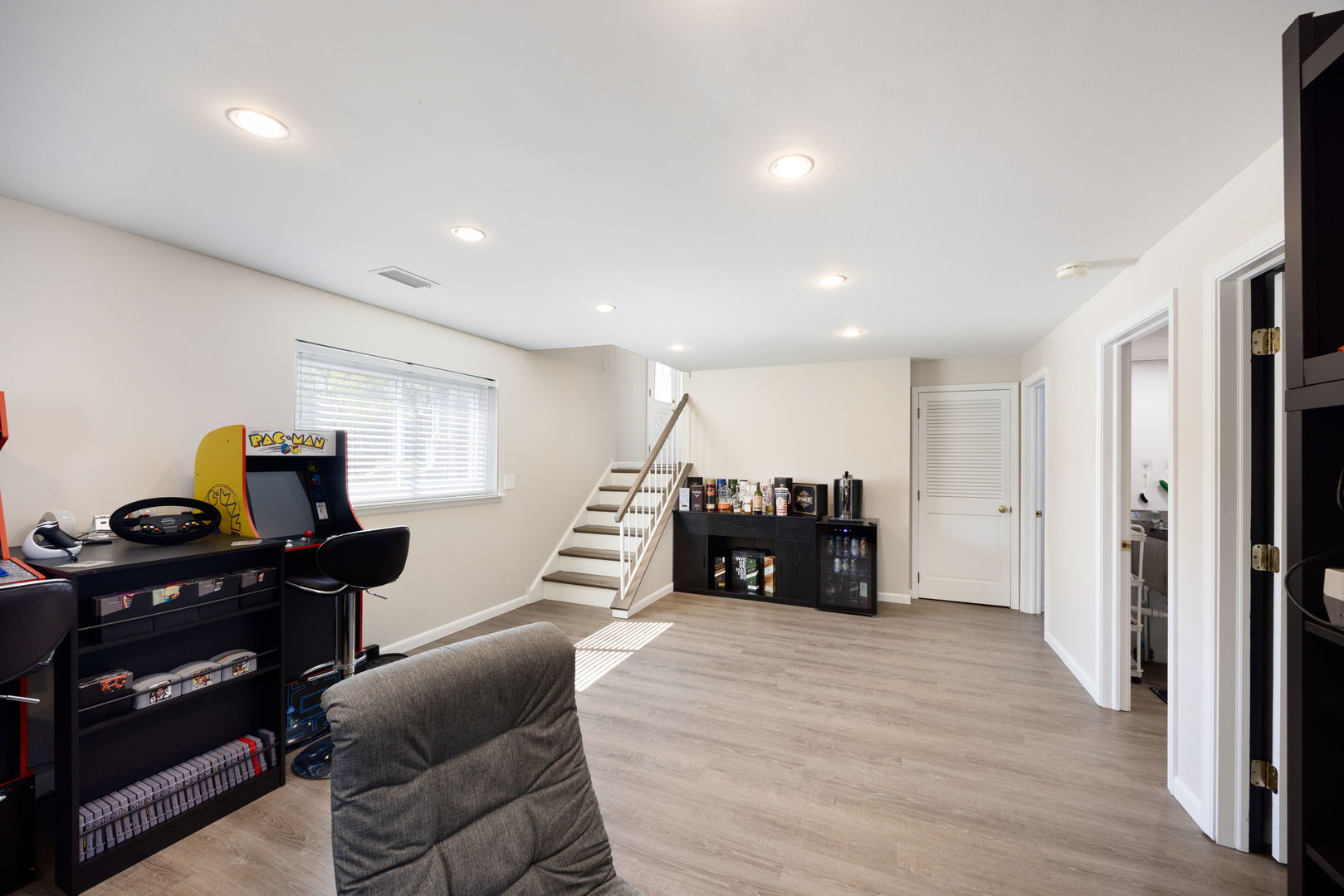 621 Newport Avenue, Westmont, IL 60559