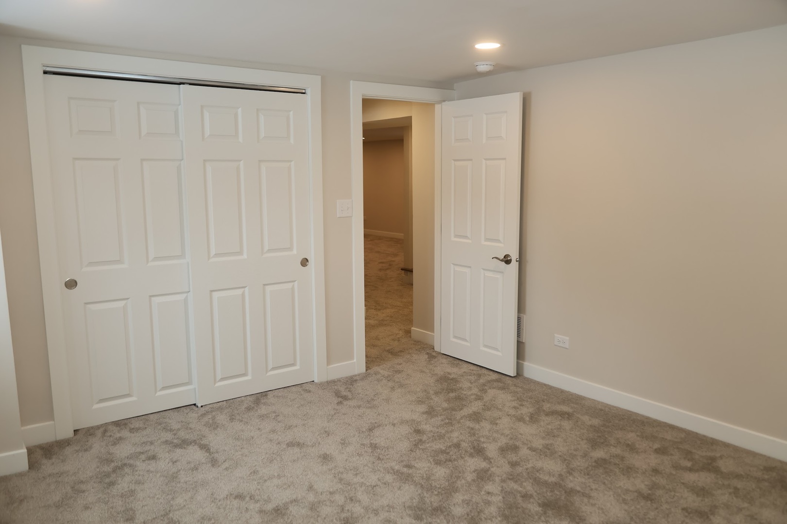 289 Chestnut Street, Antioch, IL 60002