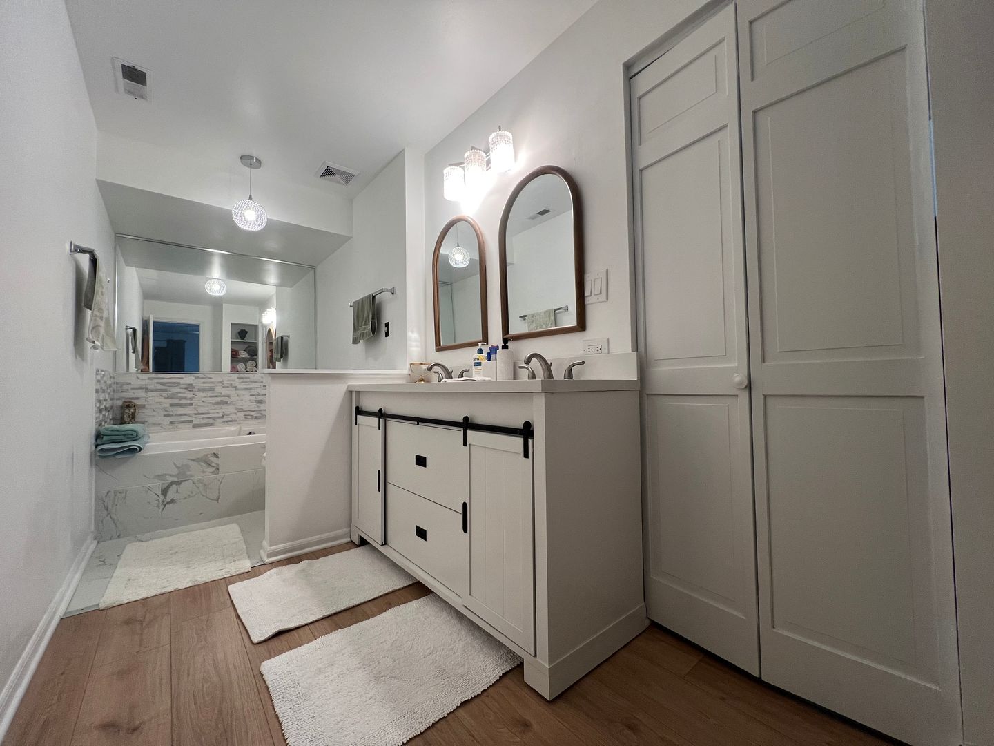 9808 Mill Drive #2B, Palos Park, IL 60464