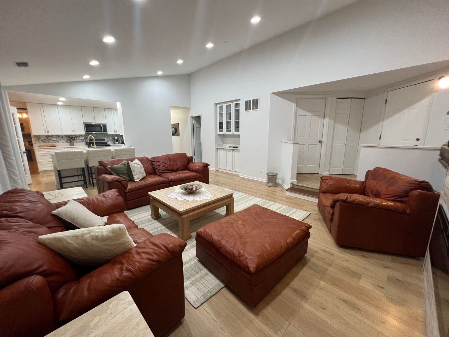 9808 Mill Drive #2B, Palos Park, IL 60464