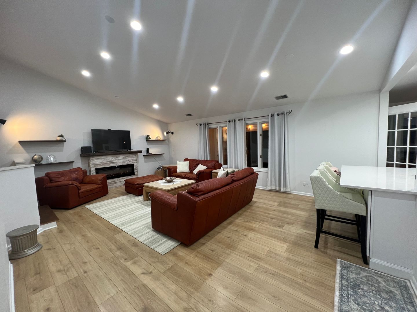 9808 Mill Drive #2B, Palos Park, IL 60464