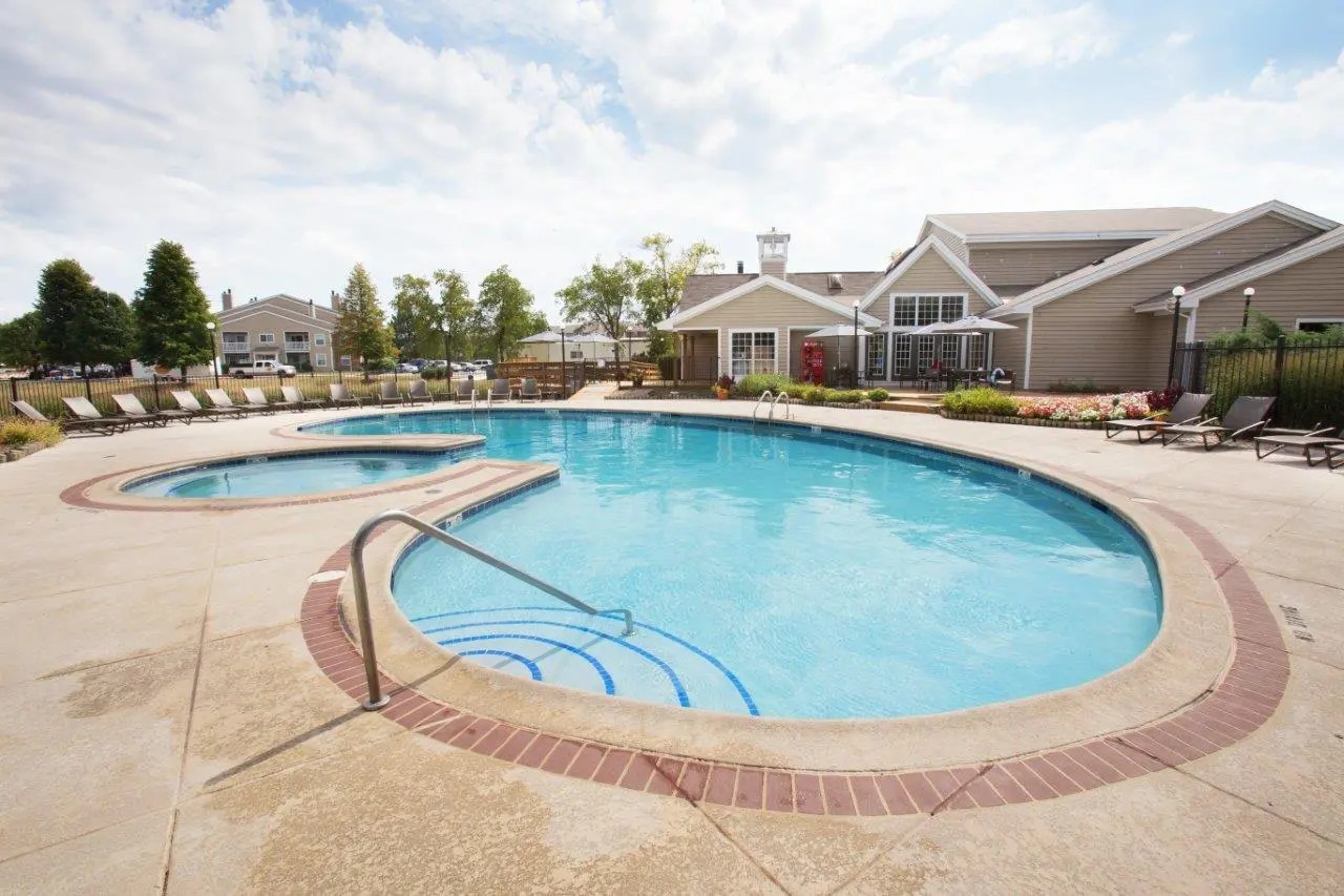 4141 Landing Drive #3D, Aurora, IL 60504