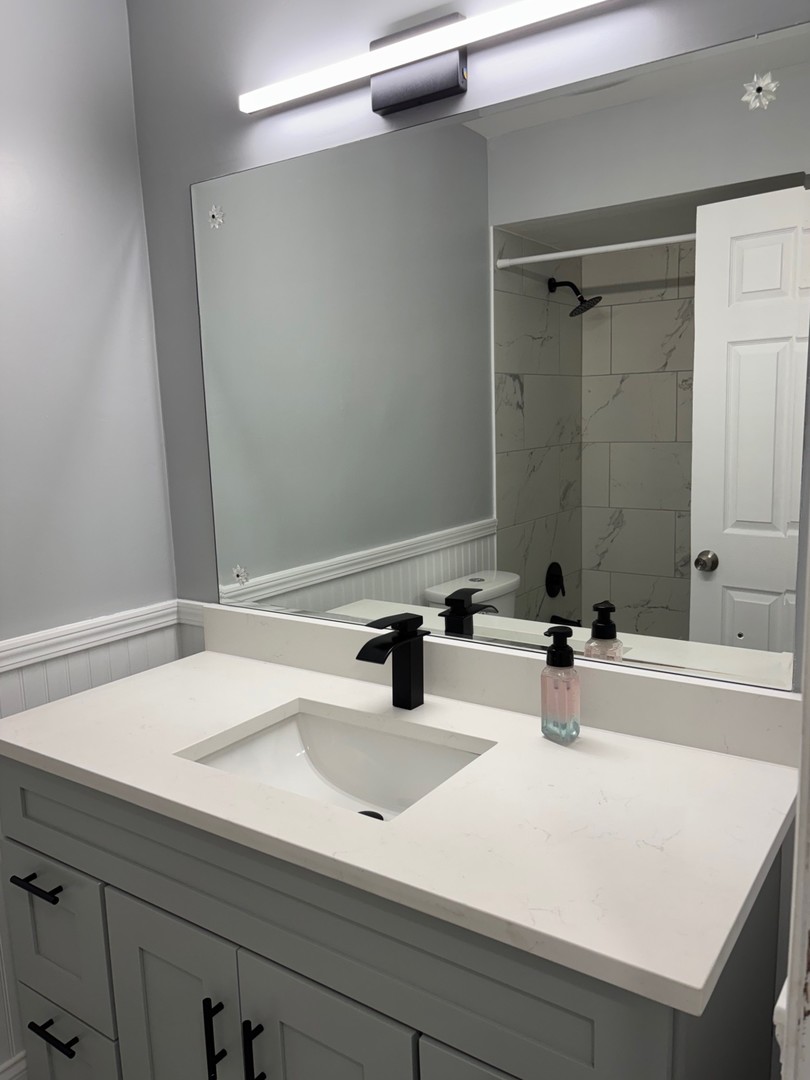 9132 S Pulaski Road #2E, Oak Lawn, IL 60453