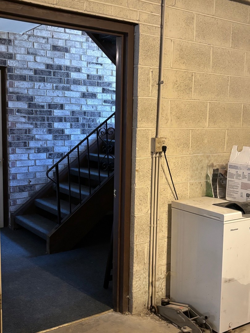 9132 S Pulaski Road #2E, Oak Lawn, IL 60453