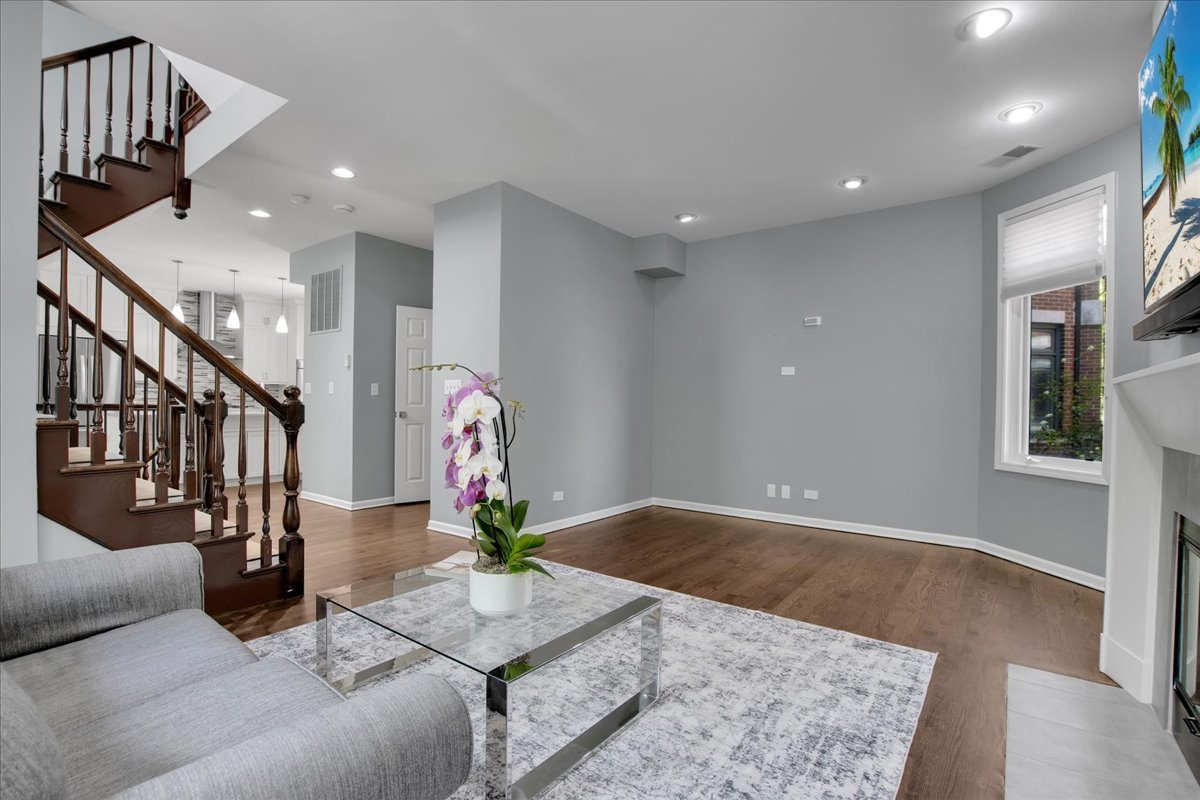 1351 W Altgeld Street #3A, Chicago, IL 60614