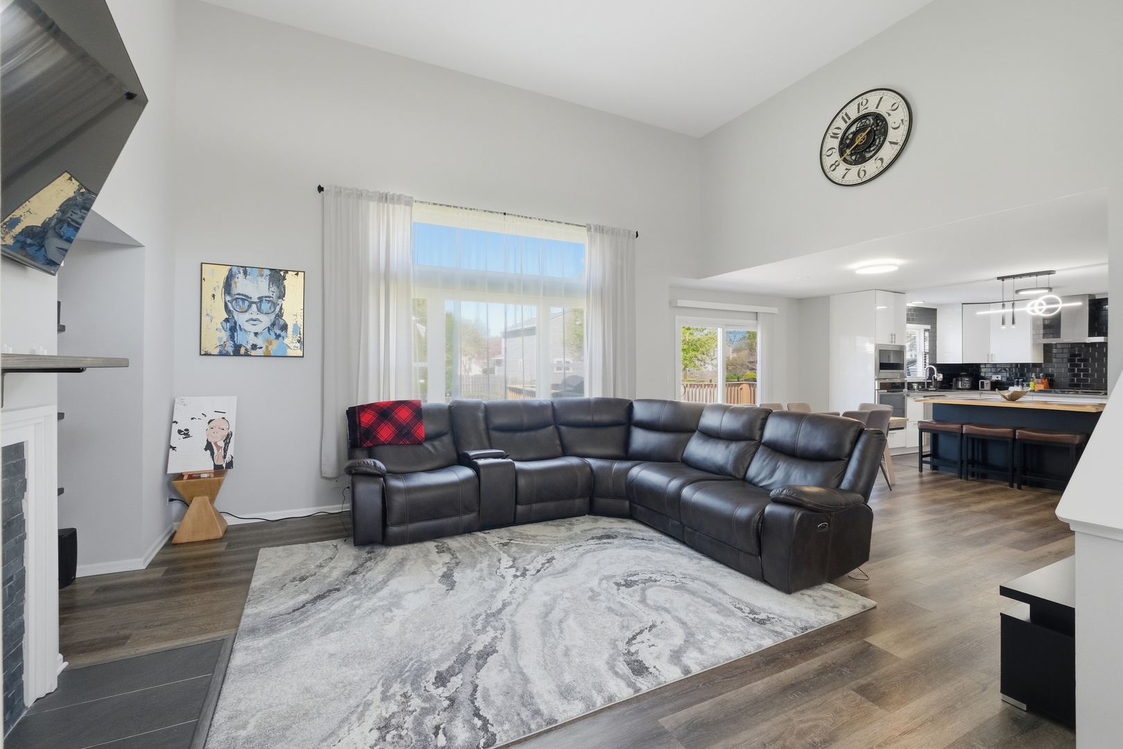 761 PARC Court, Lake In The Hills, IL 60156