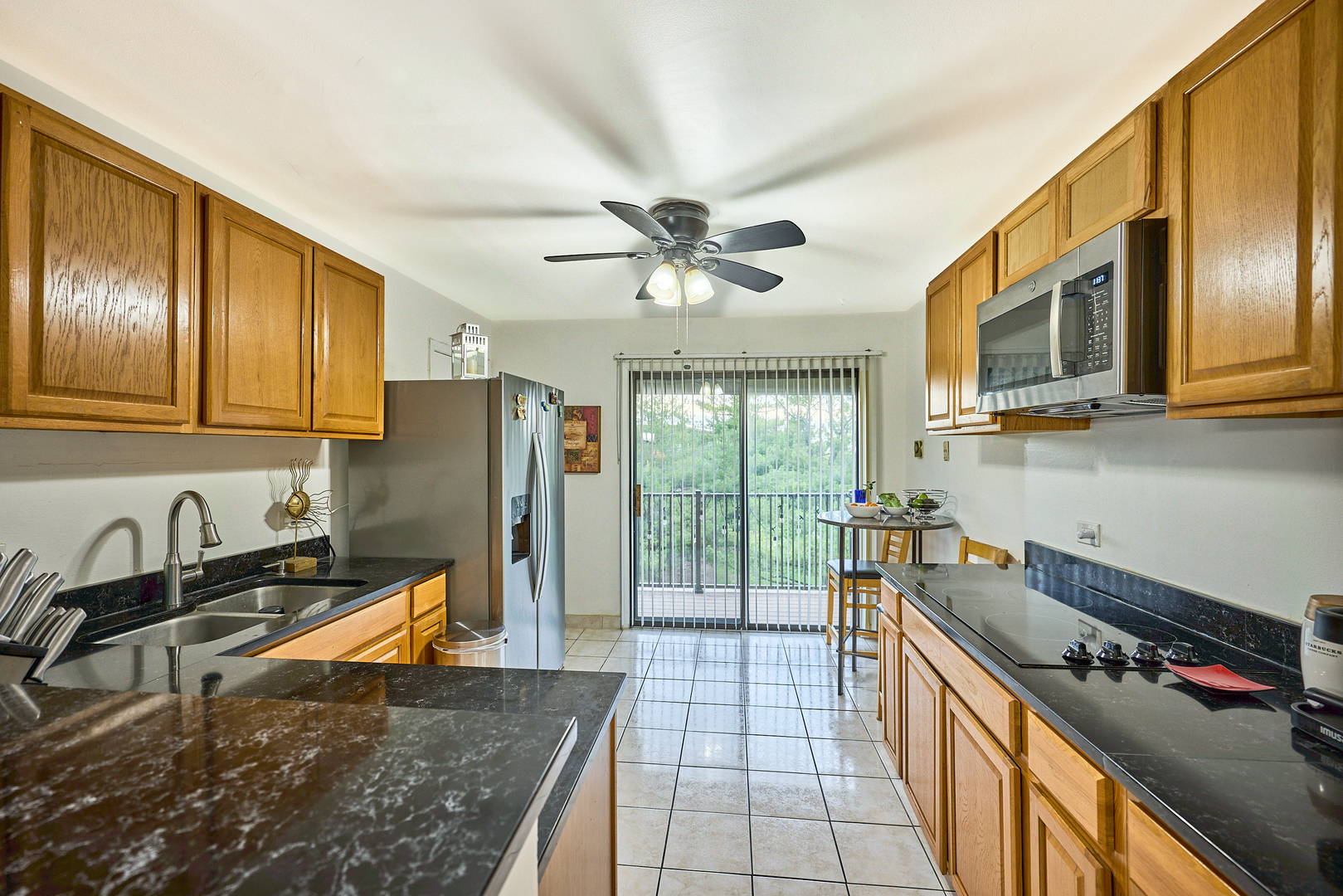 148 Dunteman Drive #302, Glendale Heights, IL 60139