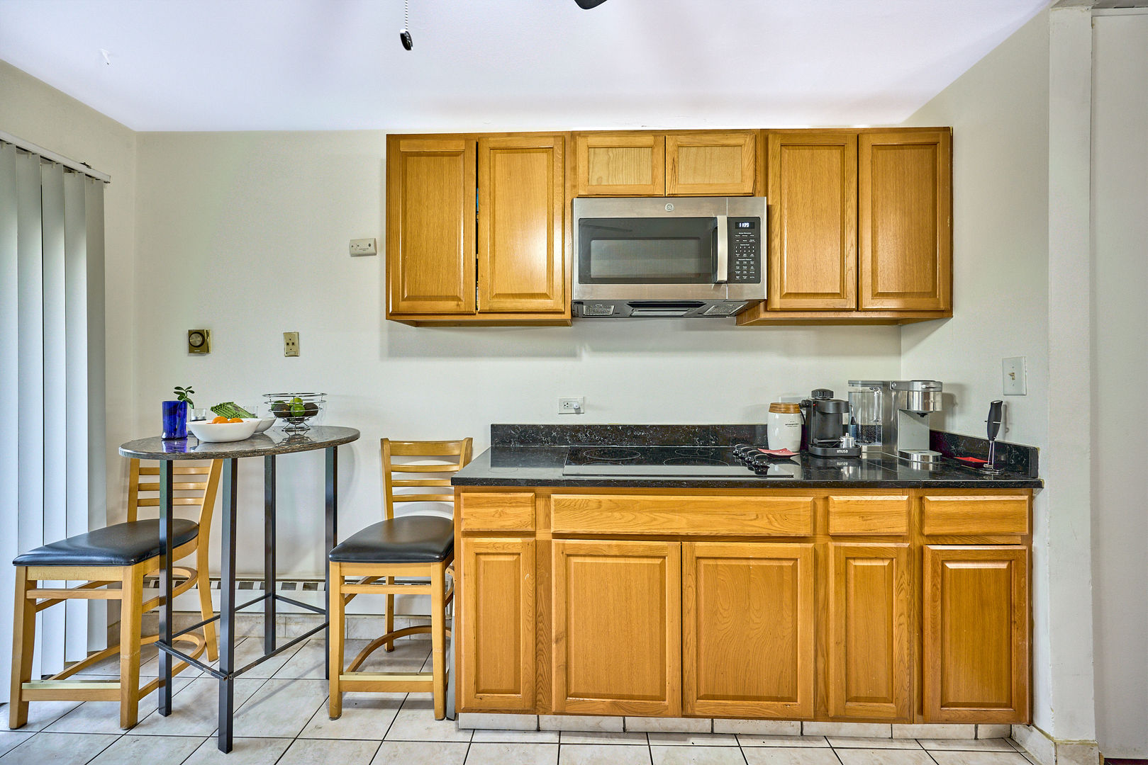 148 Dunteman Drive #302, Glendale Heights, IL 60139