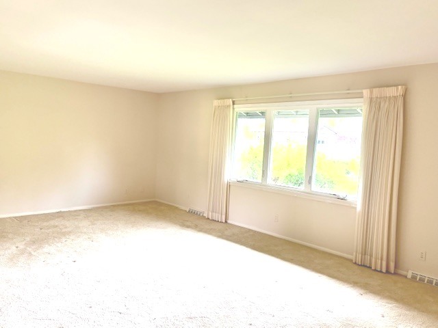 1850 Kensington Place, Aurora, IL 60506