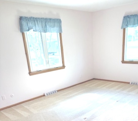 1850 Kensington Place, Aurora, IL 60506