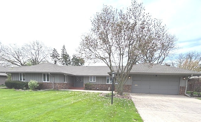 1850 Kensington Place, Aurora, IL 60506