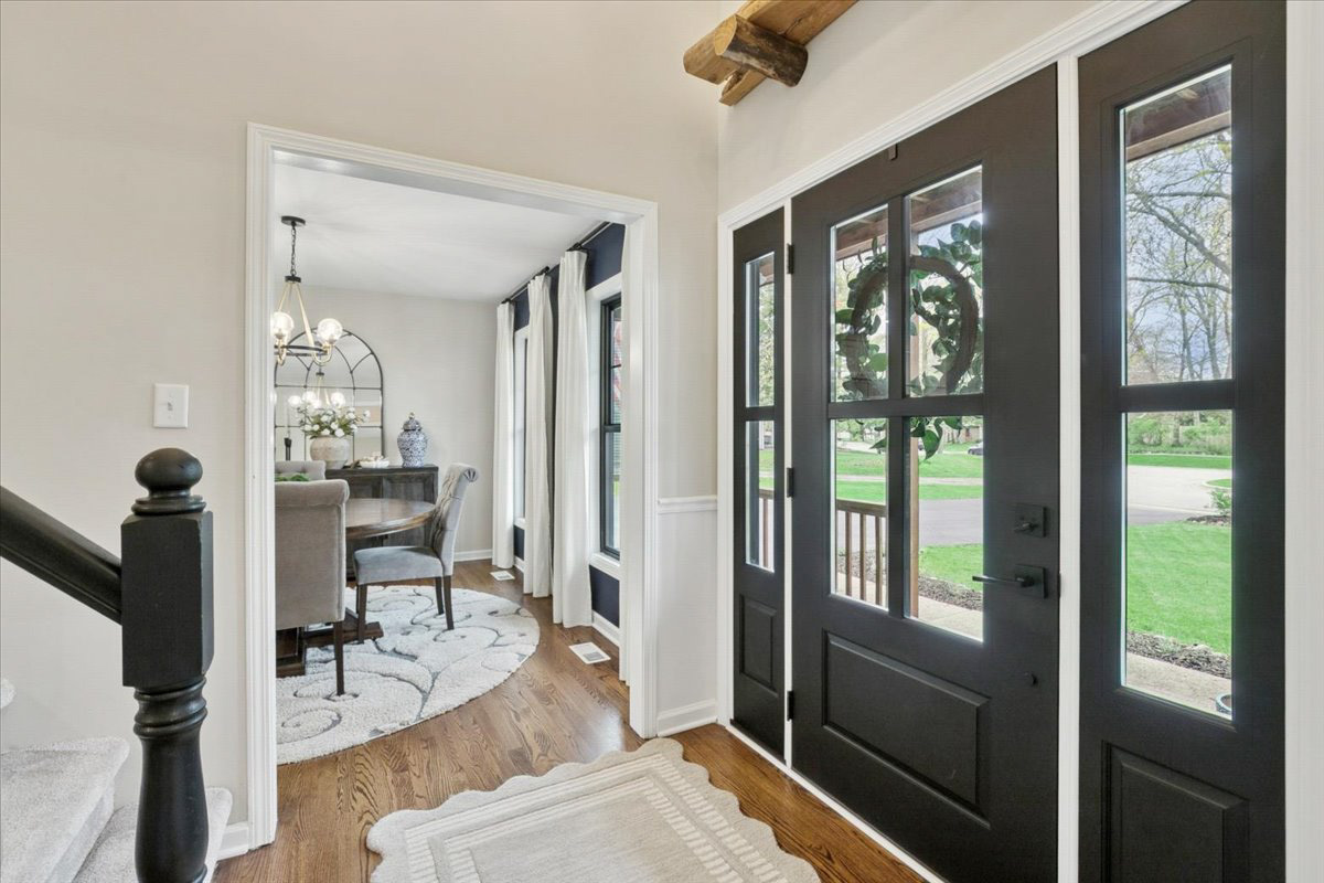 299 Concord Square, Gurnee, IL 60031