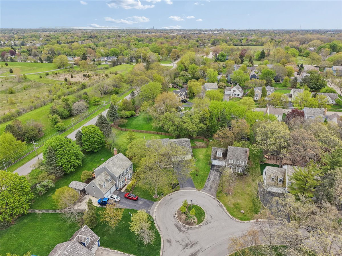 299 Concord Square, Gurnee, IL 60031