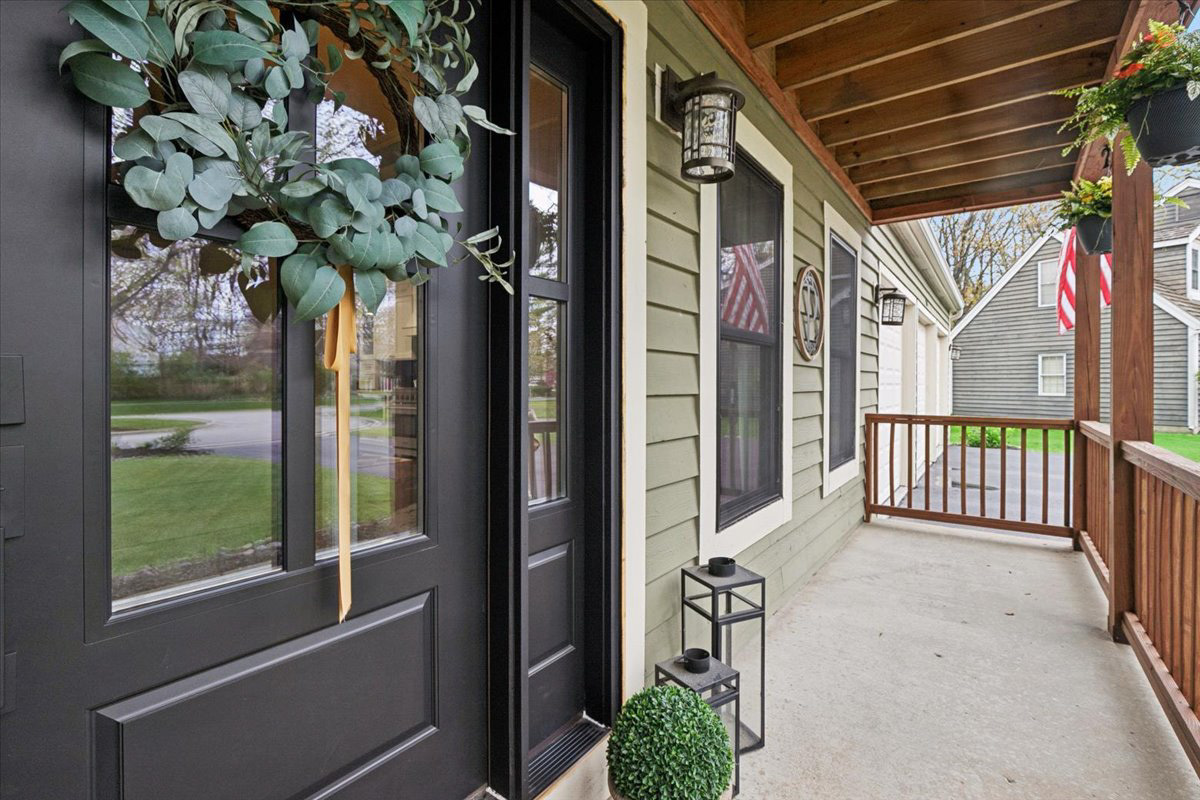 299 Concord Square, Gurnee, IL 60031