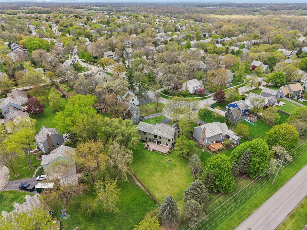 299 Concord Square, Gurnee, IL 60031