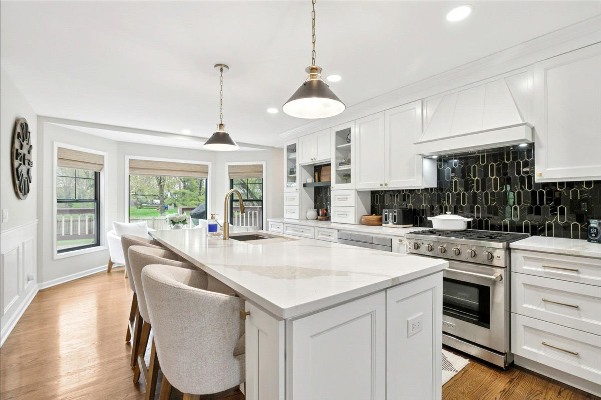 299 Concord Square, Gurnee, IL 60031