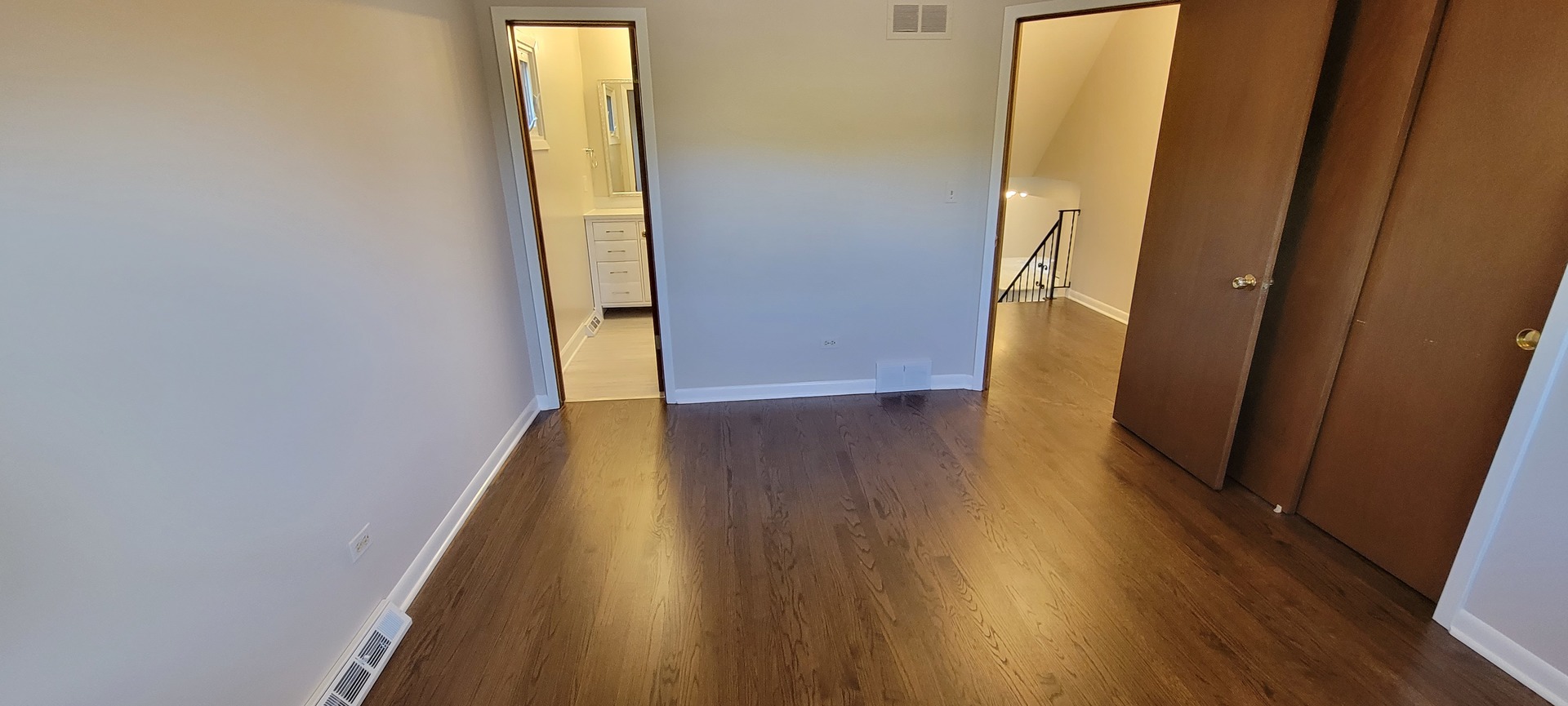 608 Trent Lane, Schaumburg, IL 60193