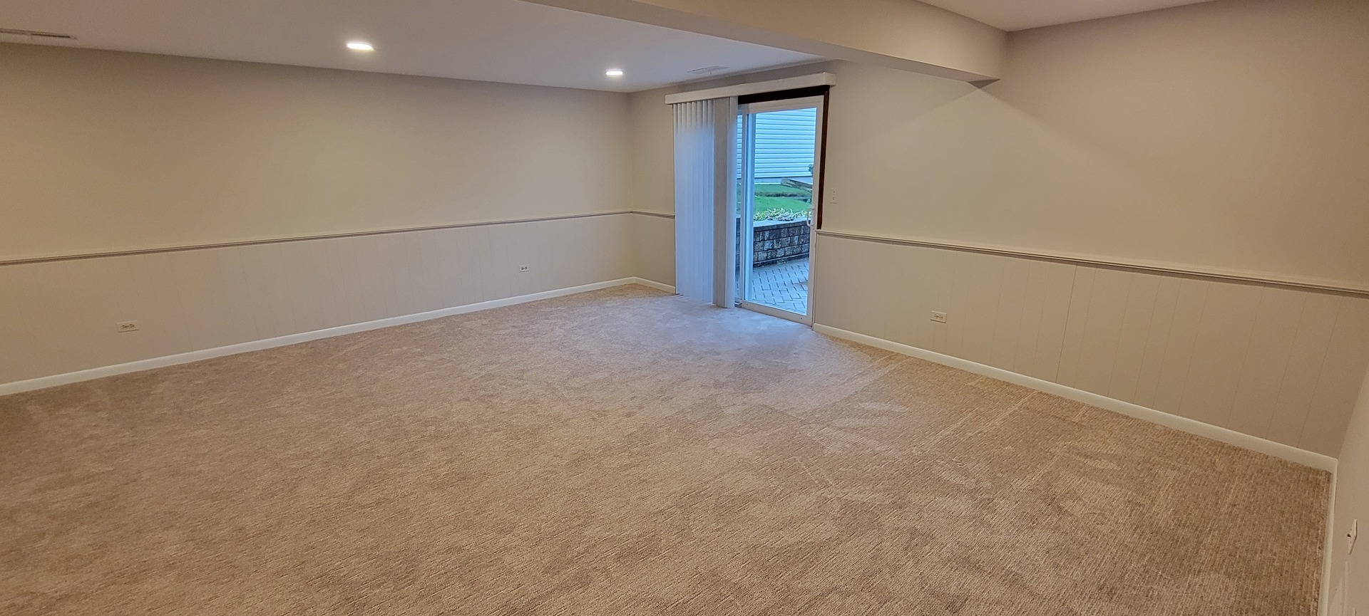 608 Trent Lane, Schaumburg, IL 60193