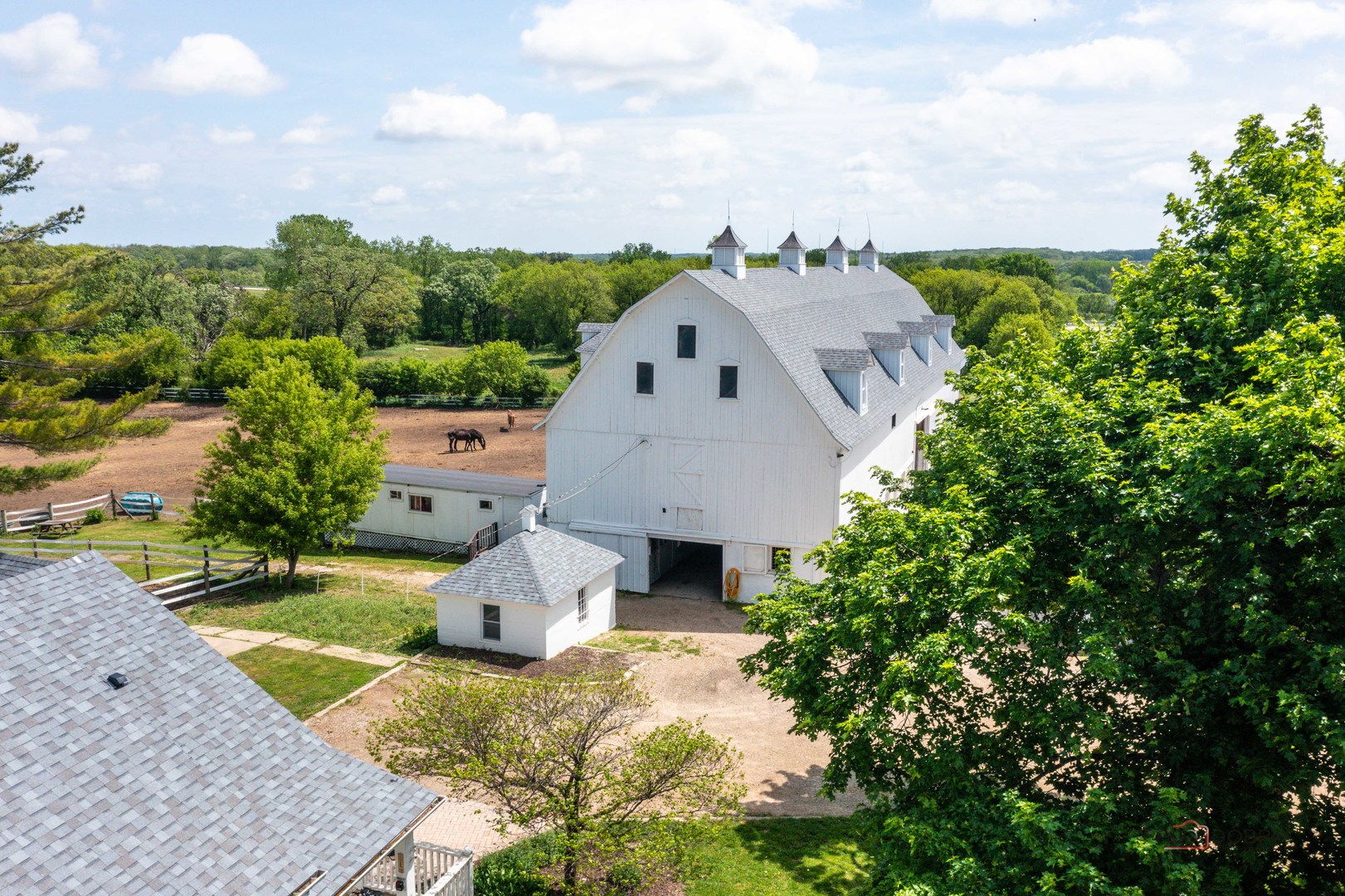 41955 N Mill Creek Road, Wadsworth, IL 60083
