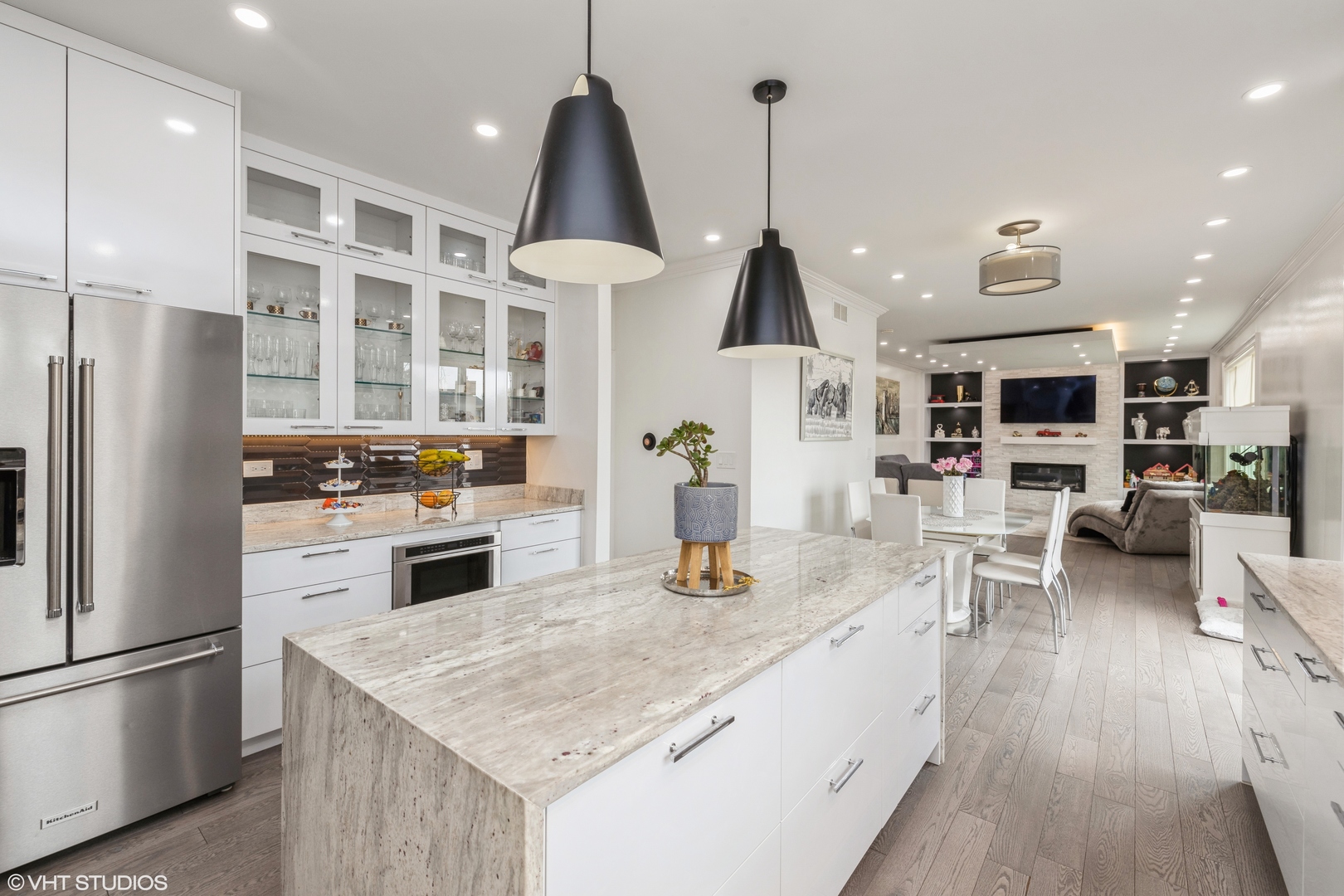 7517 Main Street, Darien, IL 60561