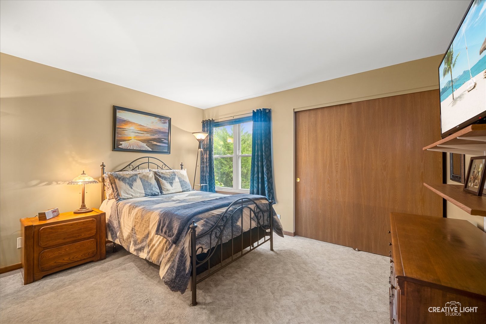 1085 Rockport Drive, Carol Stream, IL 60188